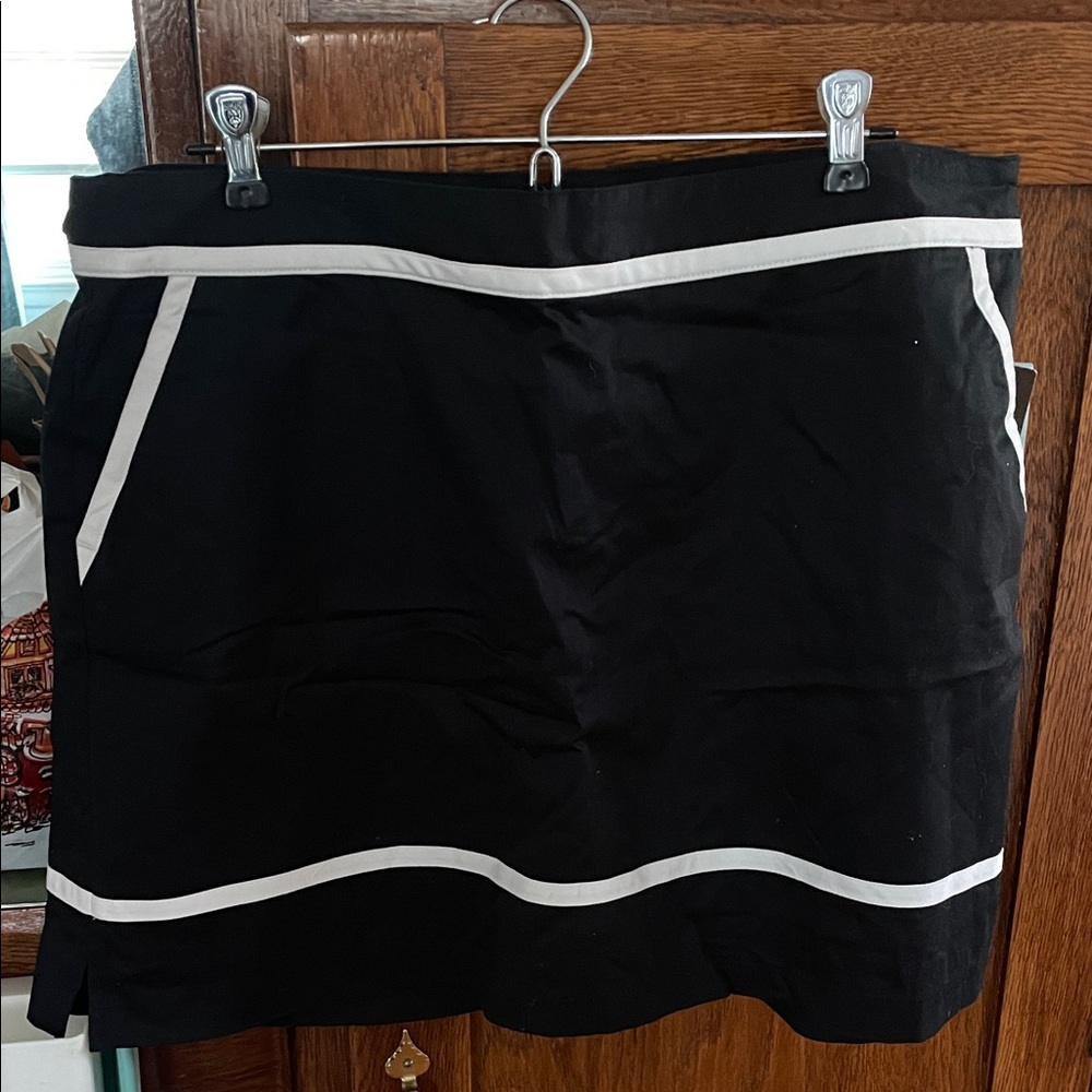 Golf Skirt Lady Hagen Black Skirt with White Trim